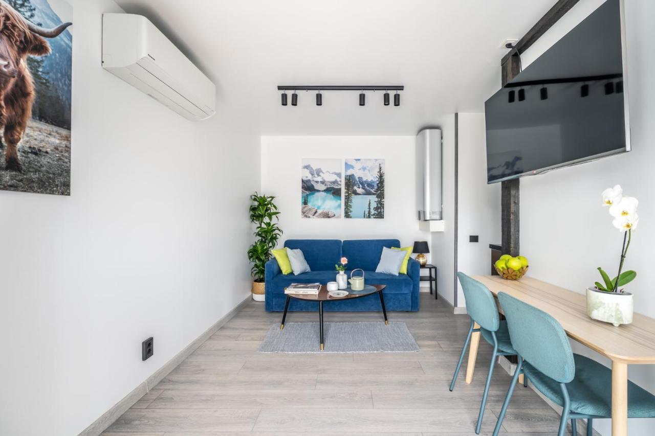 리가 Family Garden House With Free Private Parking & Playground 빌라 외부 사진